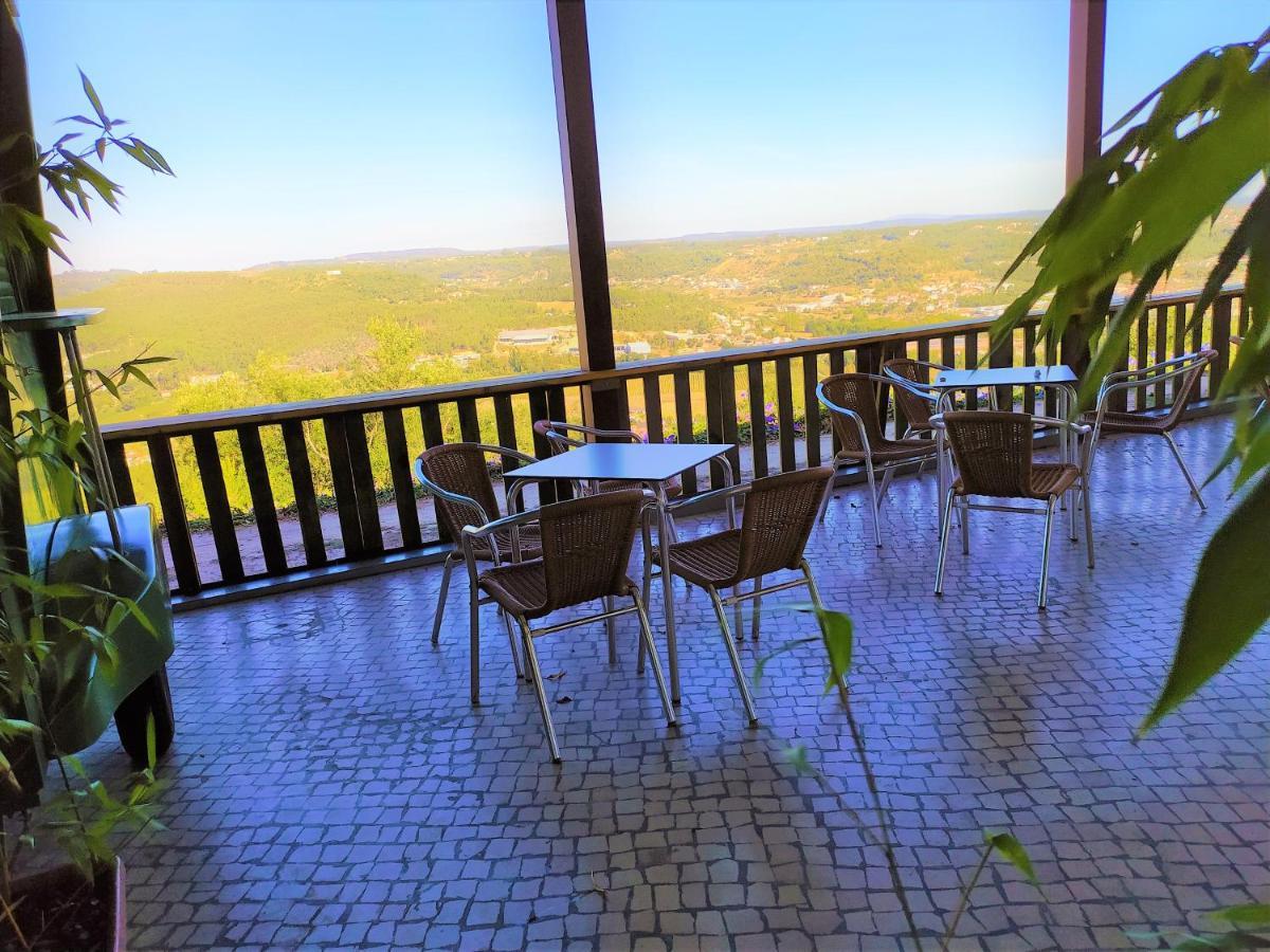 Casa Do Castelo Ourem Hotel Bagian luar foto